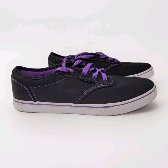 Vans Shoes - Vans Atwood Low Top Sneakers Black Canvas Purple Stitching Women's Missy Size 6